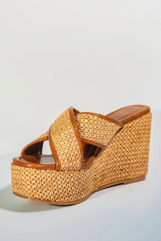 Bulky Summer Sandals - Camel