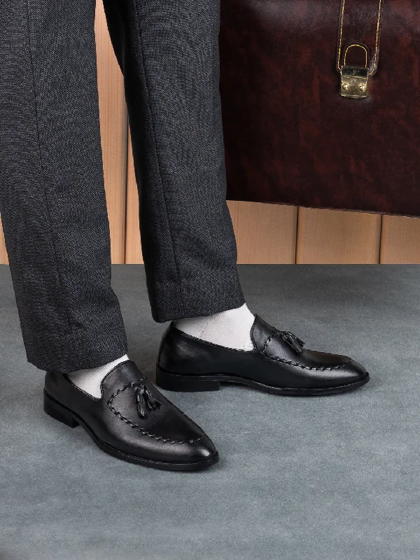 Men Black Solid Tassel Loafers