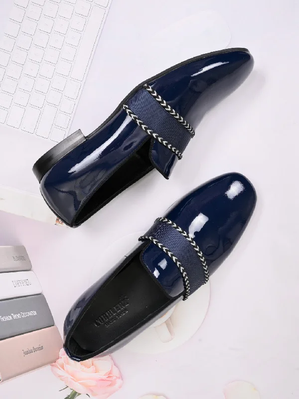 Men Blue Solid Loafers