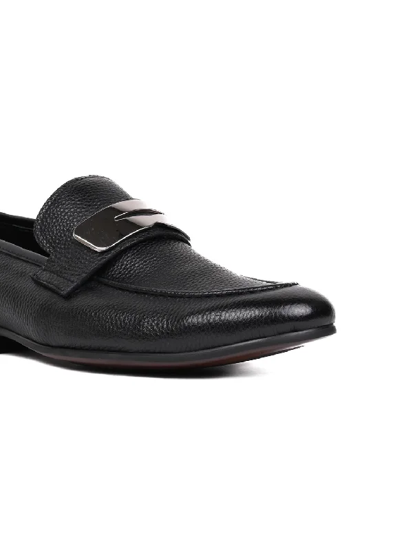 Men Black Textured Loafers