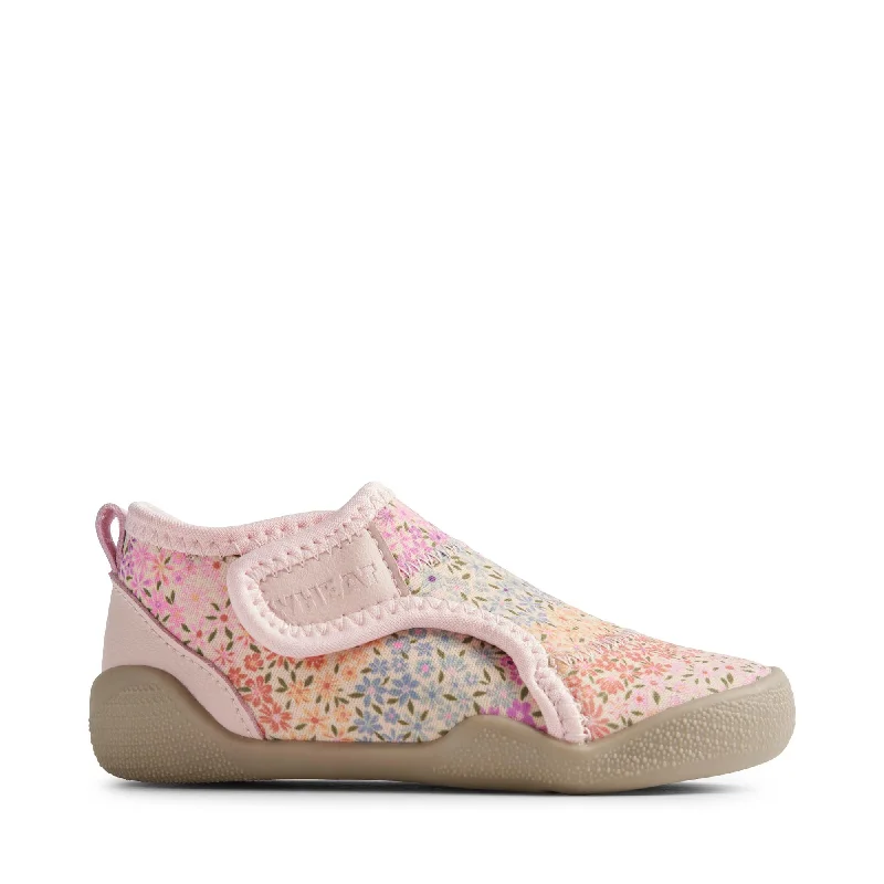 Wheat Shawn Beach Shoe - Rainbow flowers